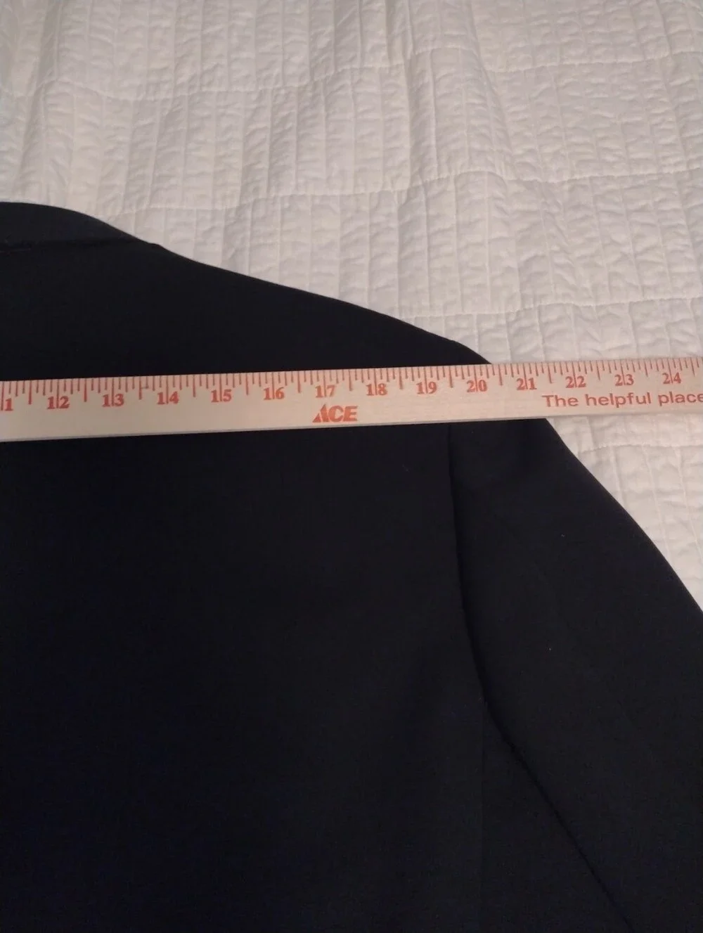 L.L. Bean Mens Black Blazer 42R Fully Lined Two Button Single Vent